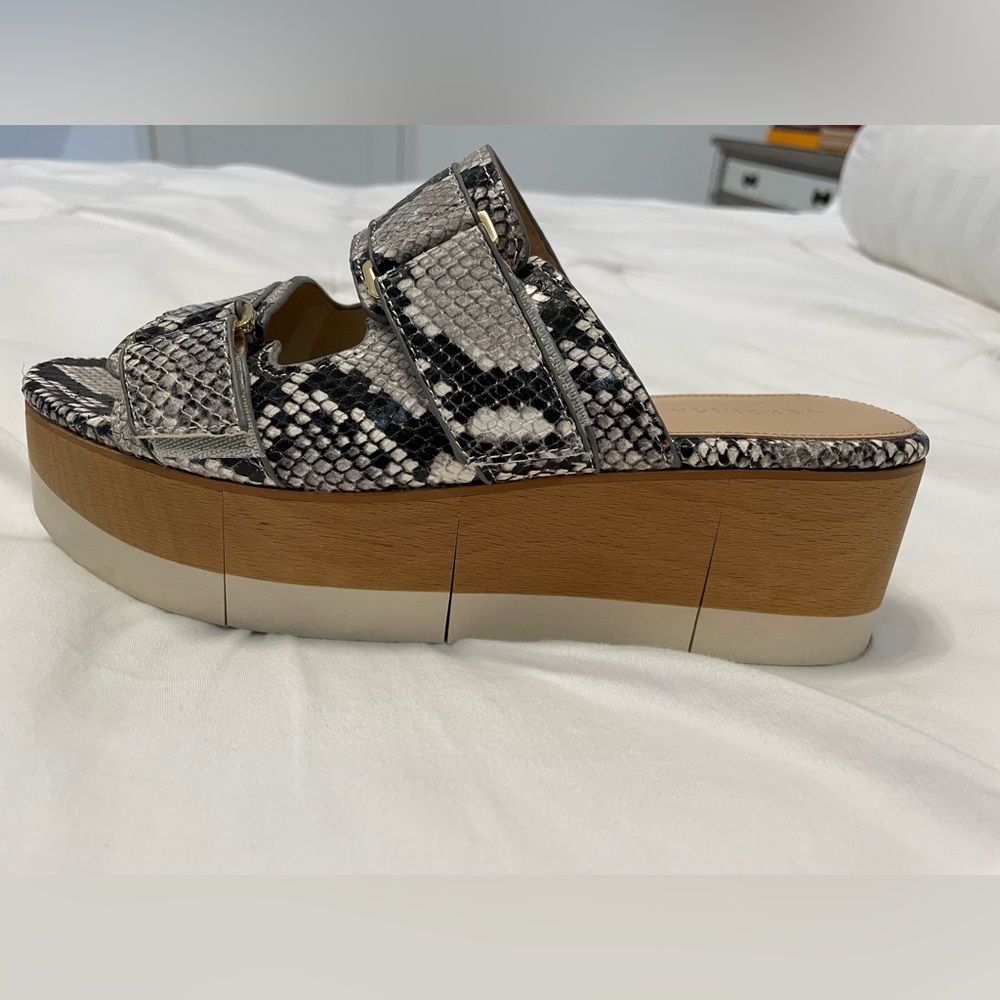 Women’s Veronica Beard platform sandal